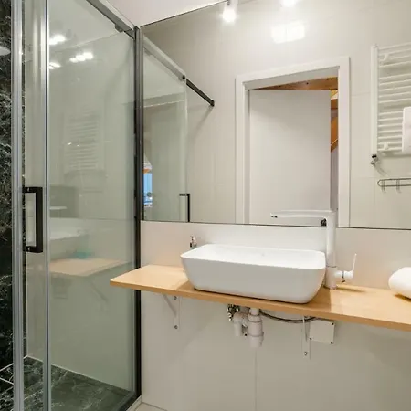 Everysky - Emilii Plater 18-18a Karpacz