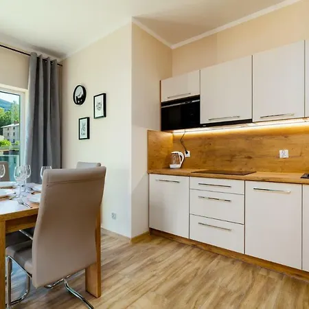 Everysky - Emilii Plater 18-18a * Karpacz