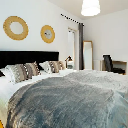 Everysky - Emilii Plater 18-18a Apartment *