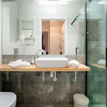 Everysky - Emilii Plater 18-18a