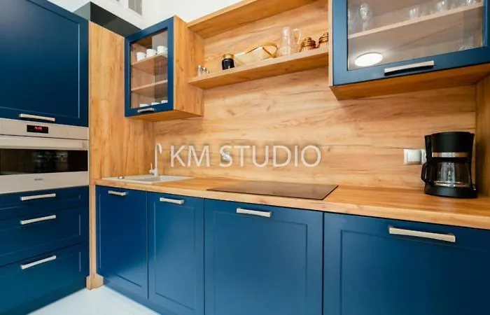 Everysky - Emilii Plater 18-18a * Karpacz